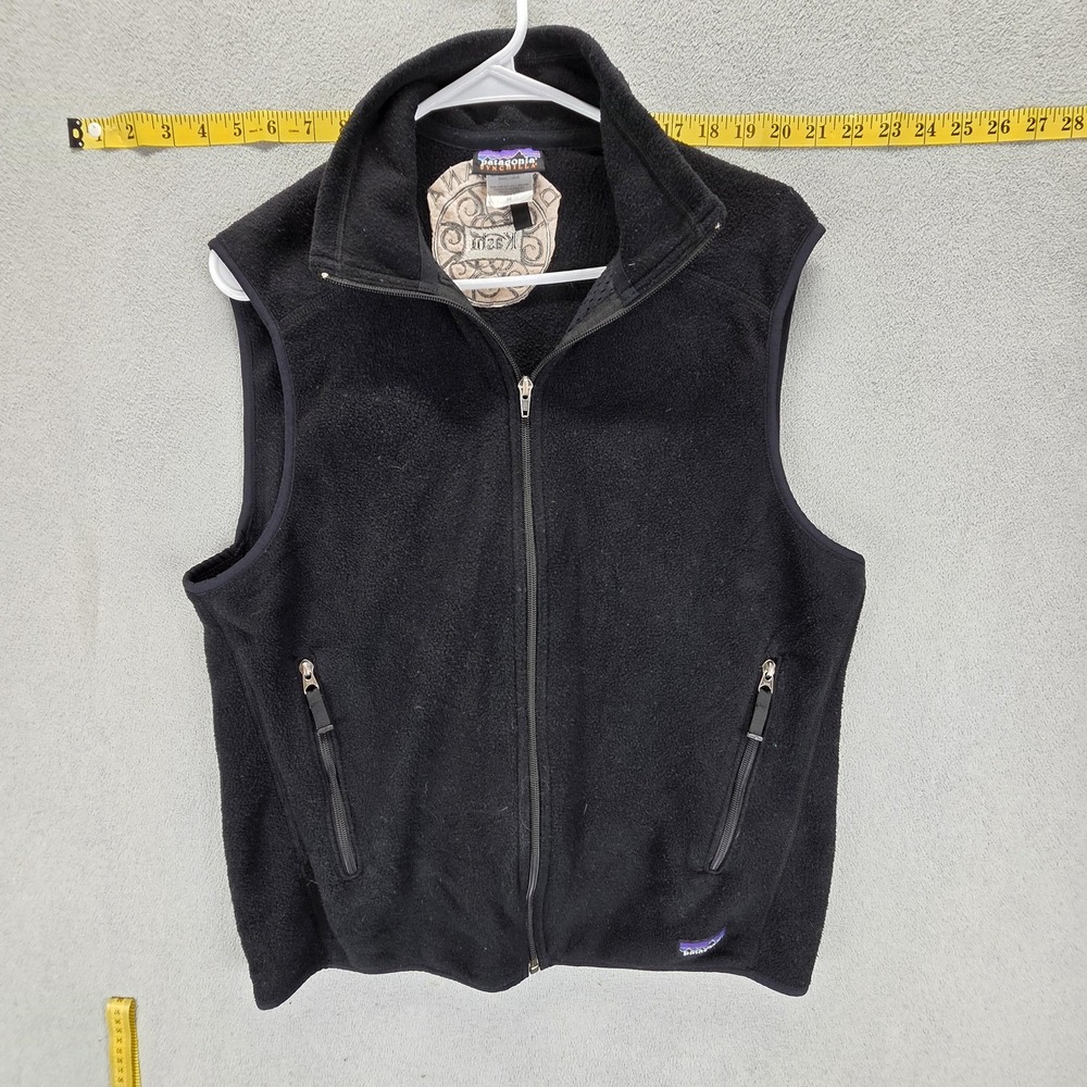 Patagonia Vest Mens Medium Black Synchilla Fleece Full Zip Embroidered Logo Back